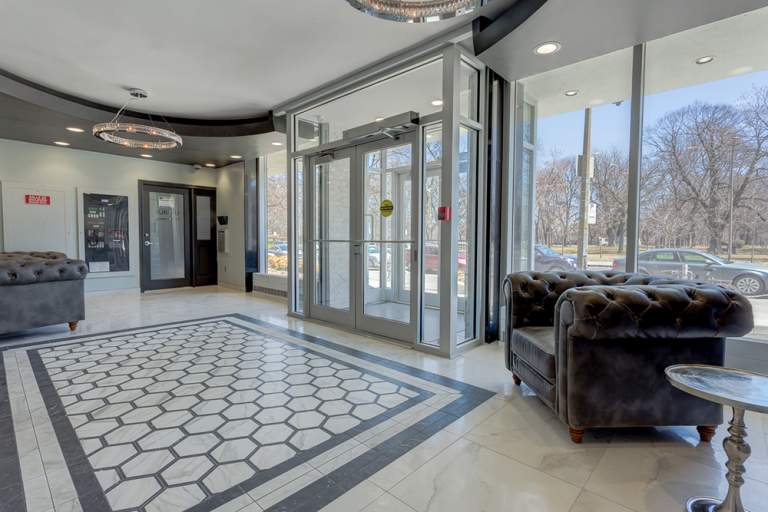 Le Neuville apartment le plateau montroyal Montreal CLV Group