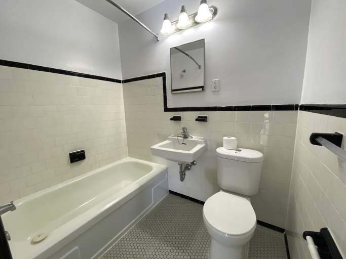 Experimental Farm Apartments 1196 Shillington CLV Group