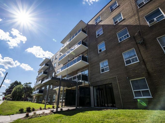 1170 Fennell